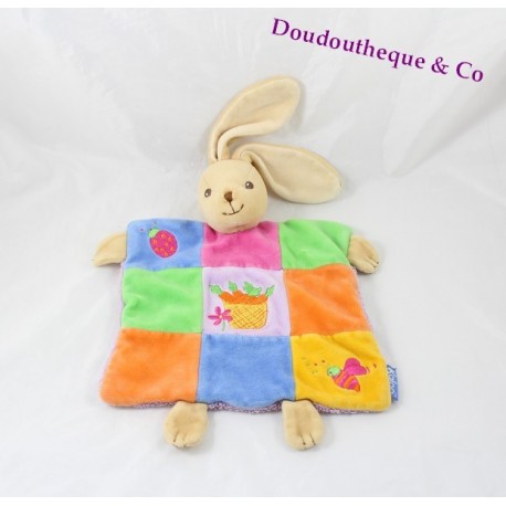 Doudou conejo plana KALOO patchwork zanahorias multicolor abeja