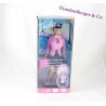 Poupée mannequin Barbie hôtesse de train MATTEL édition Barbie Travel Train