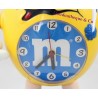 Réveil M&M's jaune sur fond bleu brosse à dents horloge publicitaire