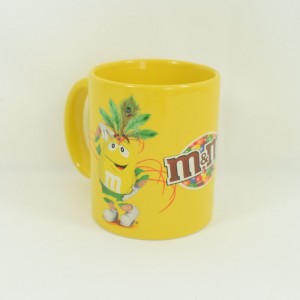Mug M&M'S jaune ananas collection BRESIL céramique 10 cm