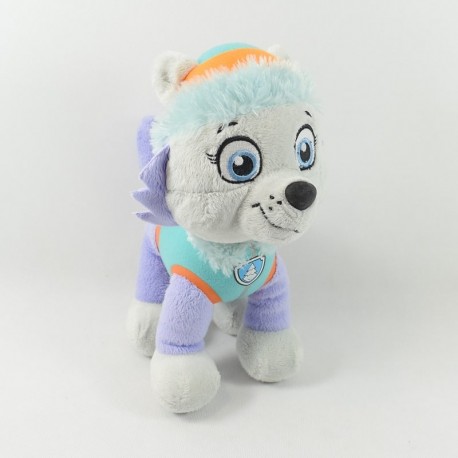 https://www.doudoutheque-co.com/39234-large_default/peluche-everest-dog-play-by-play-pat-patrol-the-paw-patrol-snow-dog-27-cm.jpg