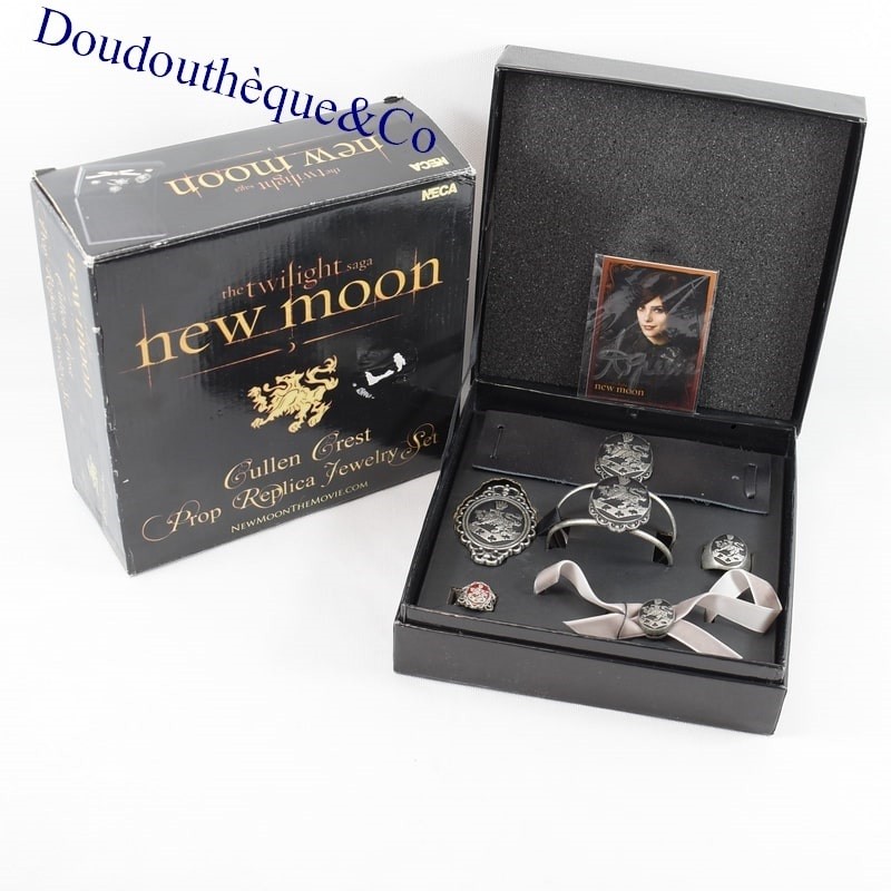 new moon boite collector réplique 6 bijoux Twilight Coffret neuf 