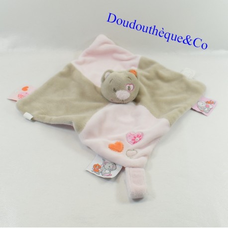 Flat cuddly toy cat NOUKIE'S Iris and Babette attaches pacifier pink flower 26 cm Flat cuddly toy cat NOUKIE'S Iris and Babette attaches pacifier pink flower 26 cm