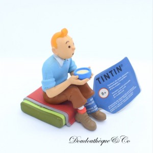 Figurine Tintin assis avec un bol Tintin au Tibet 8 cm Neuf