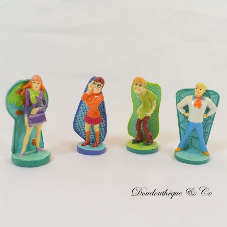 Set mit 4 Scooby-Doo Figuren HANNA BARBERA Fred, Daphne, Vera und Sammy 5 cm Set mit 4 Scooby-Doo Figuren HANNA BARBERA Fred, Daphne, Vera und Sammy 5 cm