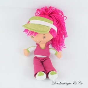 Lilie Raspberry Stoffpuppe von STRAWBERRY CHARLOTTE